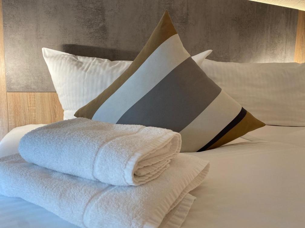 Hotel Gloria Alsdorf Dış mekan fotoğraf